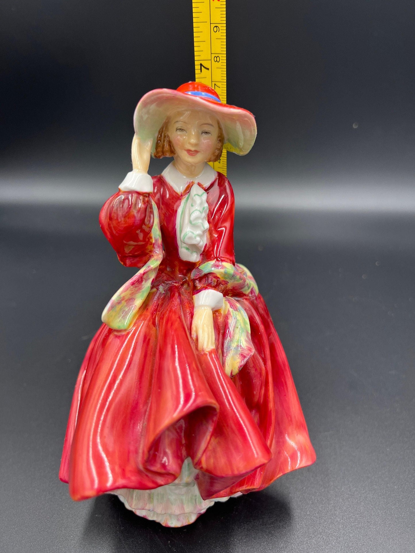 Royal Doulton Figurine, Top Of the Hill, 1937 BEAUTIFUL CONDITION!!!!!
