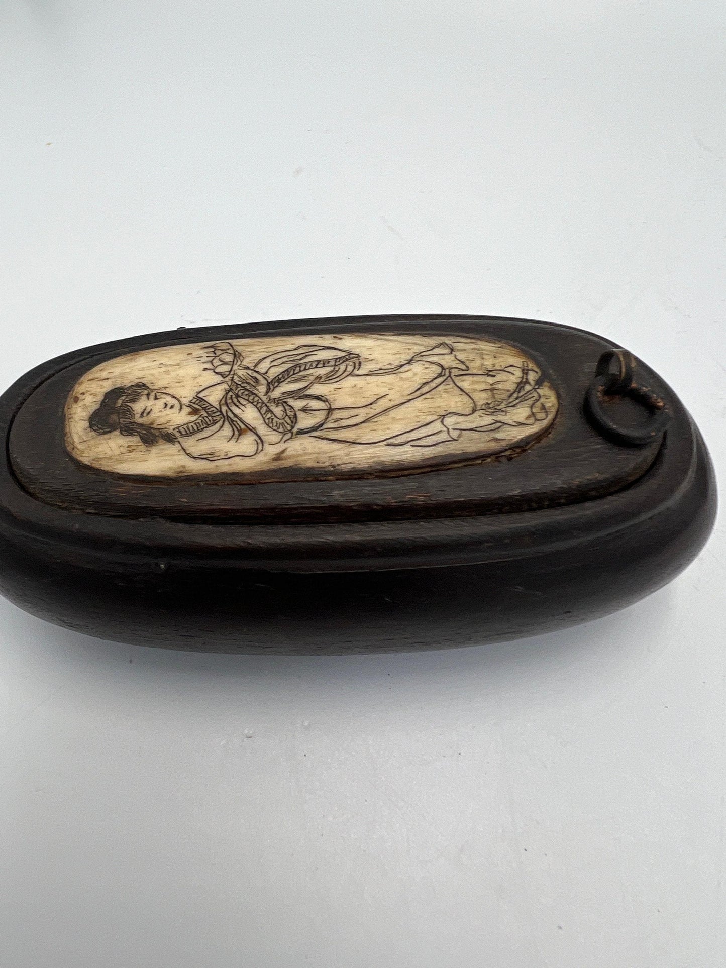 Carved Asian Jewelry Box: Vintage Wood and Scrimshaw (4 inch)