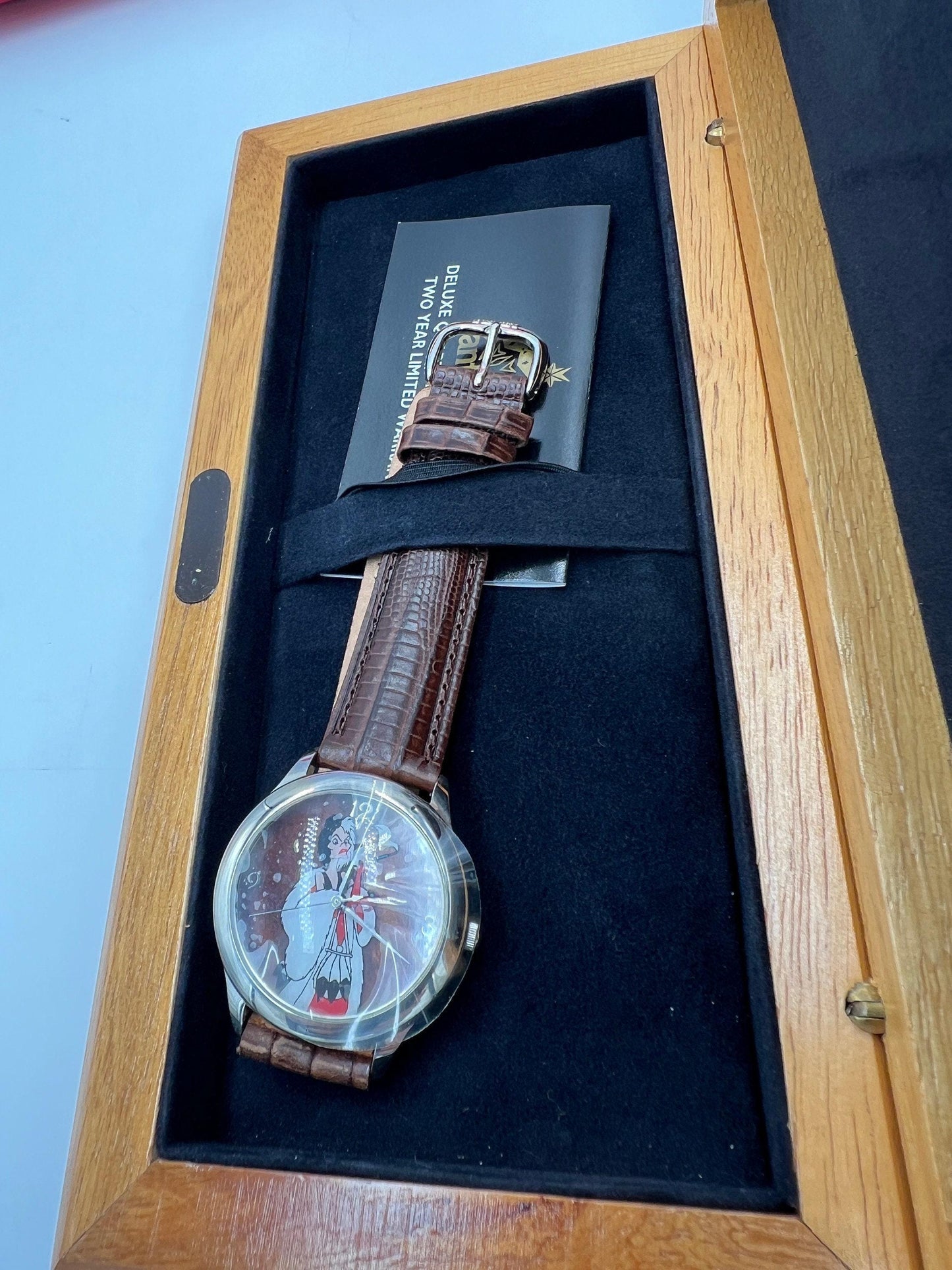 Marc Davis Disney Watch Cruella DeVil Limited Edition