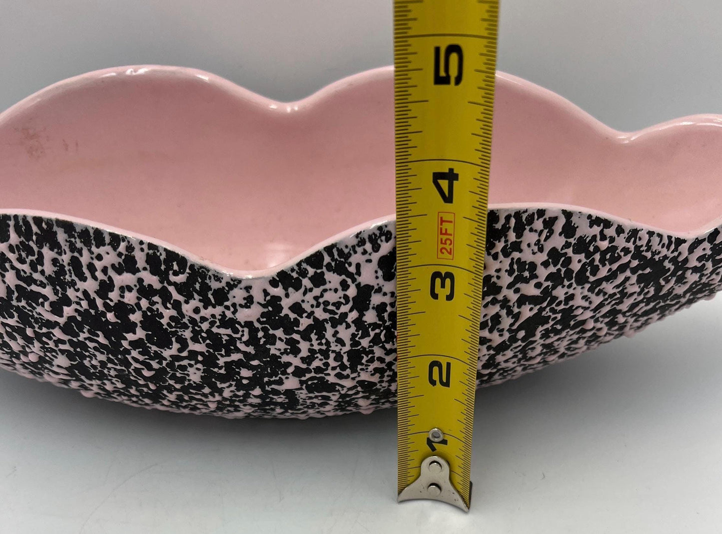 Vintage MCM Shawnee Pottery Pink Black Splatter Confetti Oval Console Bowl Planter Flower Pot Large