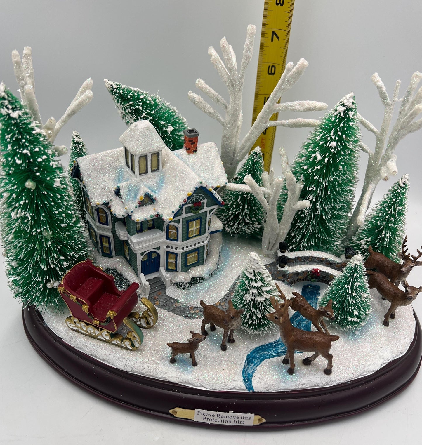 Thomas Kinkade Illuminated Musical Table Topper A Winter