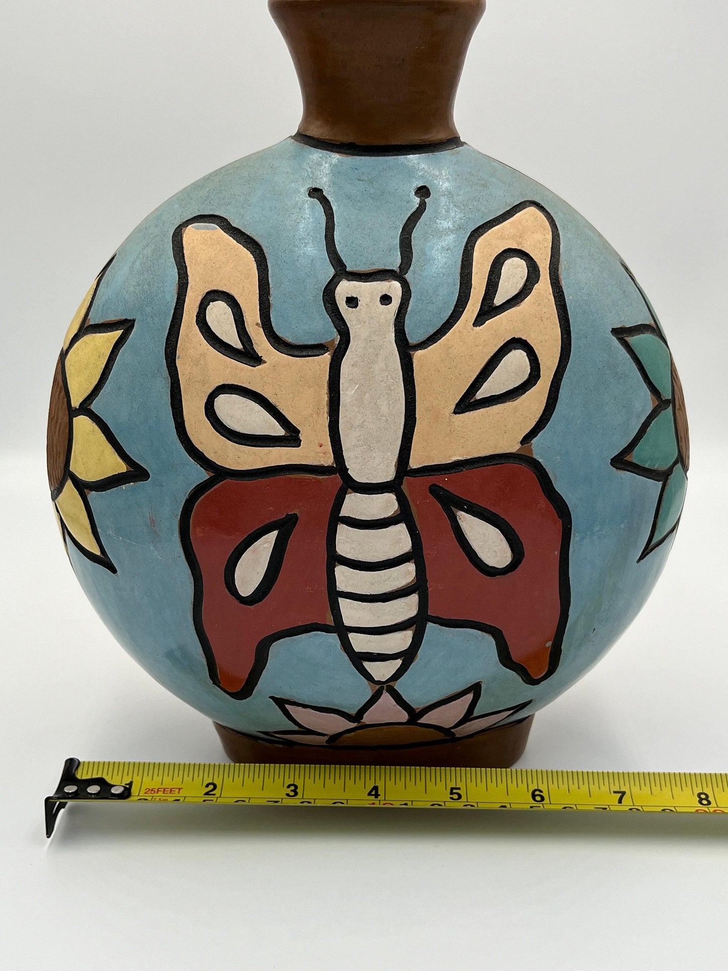 Chulucanas Pottery Vase, Vintage Moncada Floral Design (9.5" Tall)