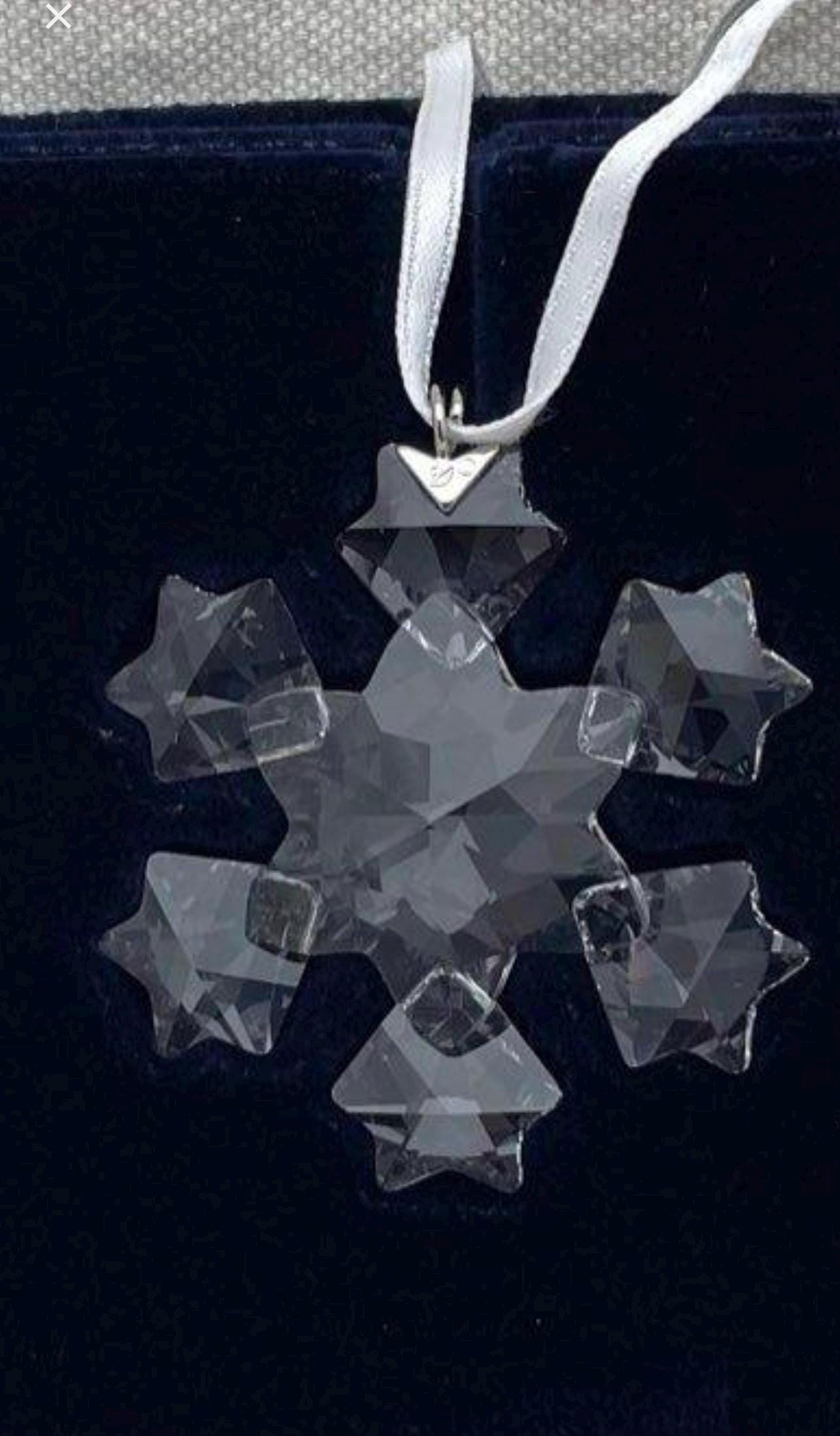 Swarovski Crystal Annual Edition Ornaments, in Original Box and Packaging. Choose from 2018, 2019 and 2021 and 2010 (Little)
