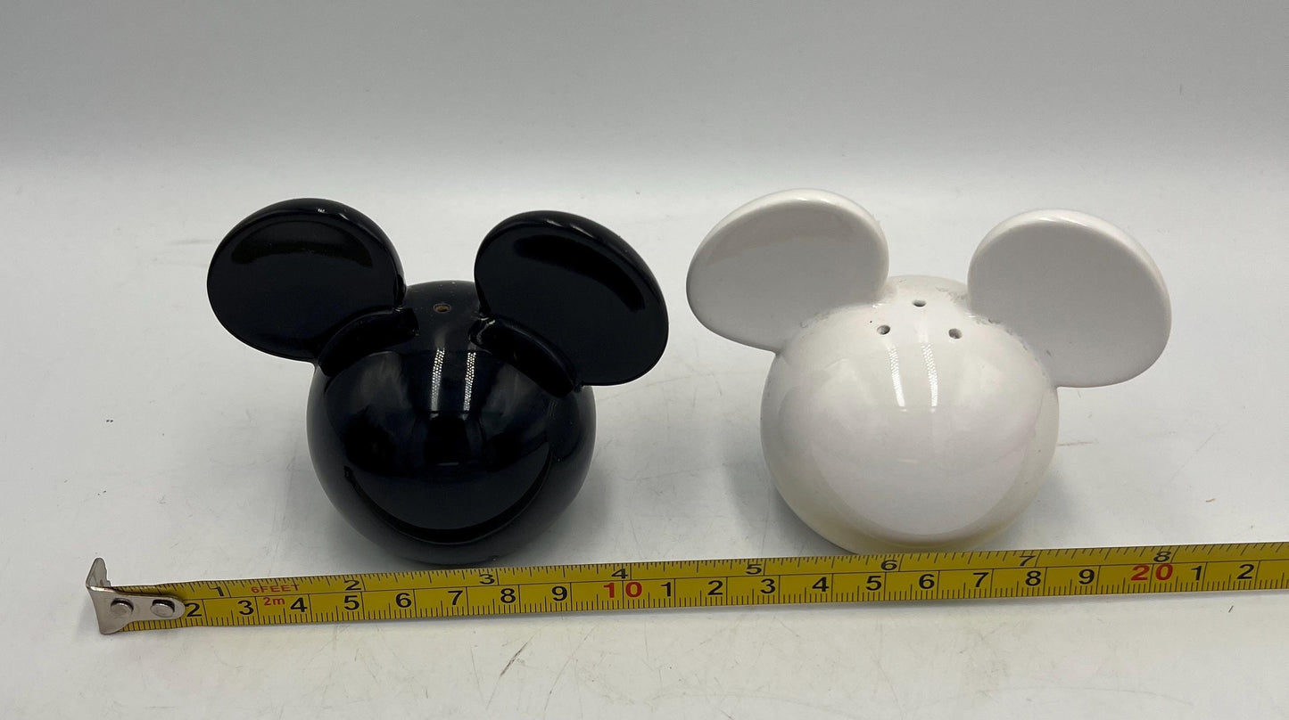 Vintage Chef Mickey Mouse Ears Salt and Pepper Shakers
