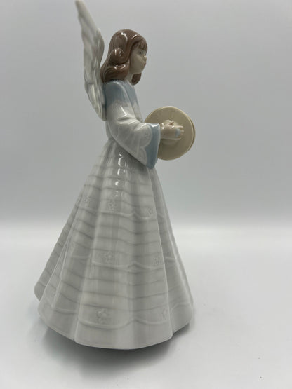 Lladro #5876 "Angel Cymbalist"