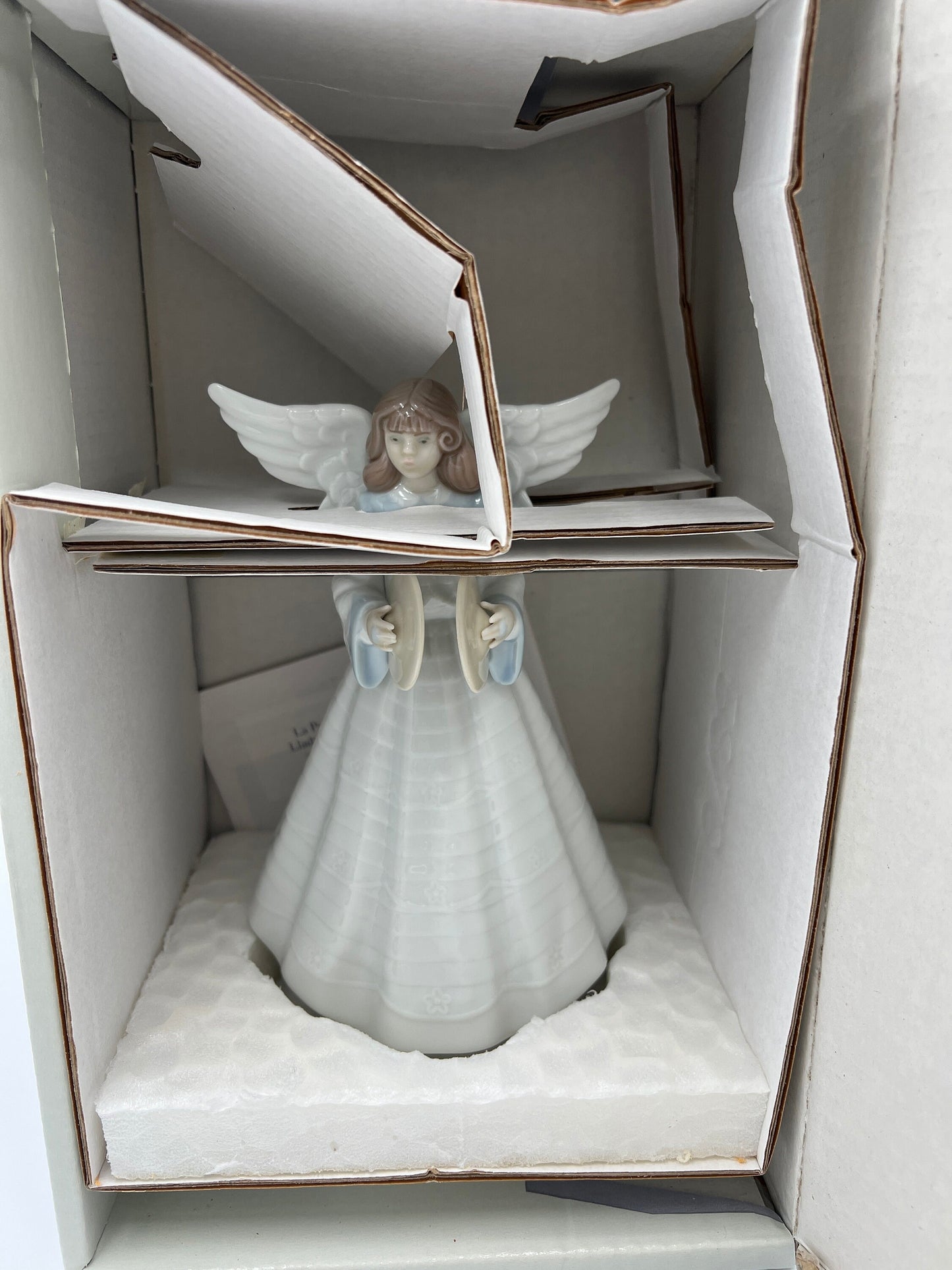 Lladro #5876 "Angel Cymbalist"