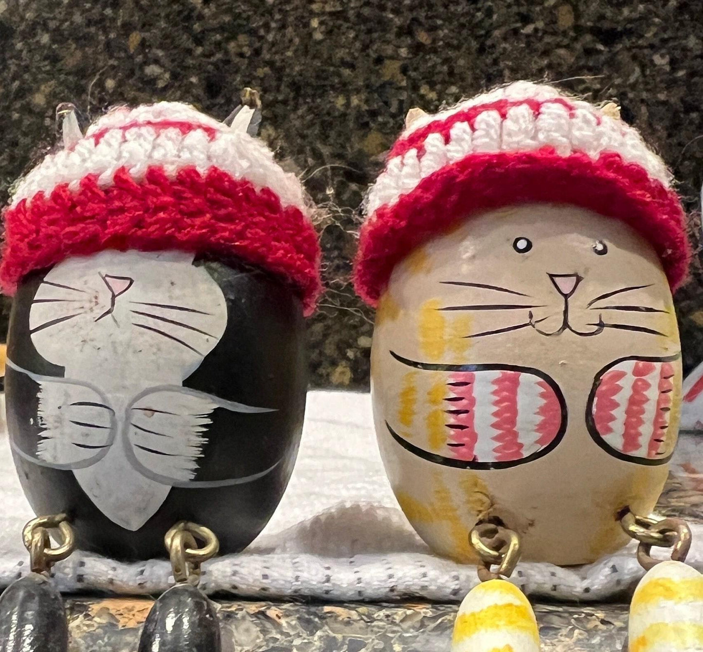 Wooden Cat Eggs Figurines: Cute Pair for Shelf or Ledge Decor