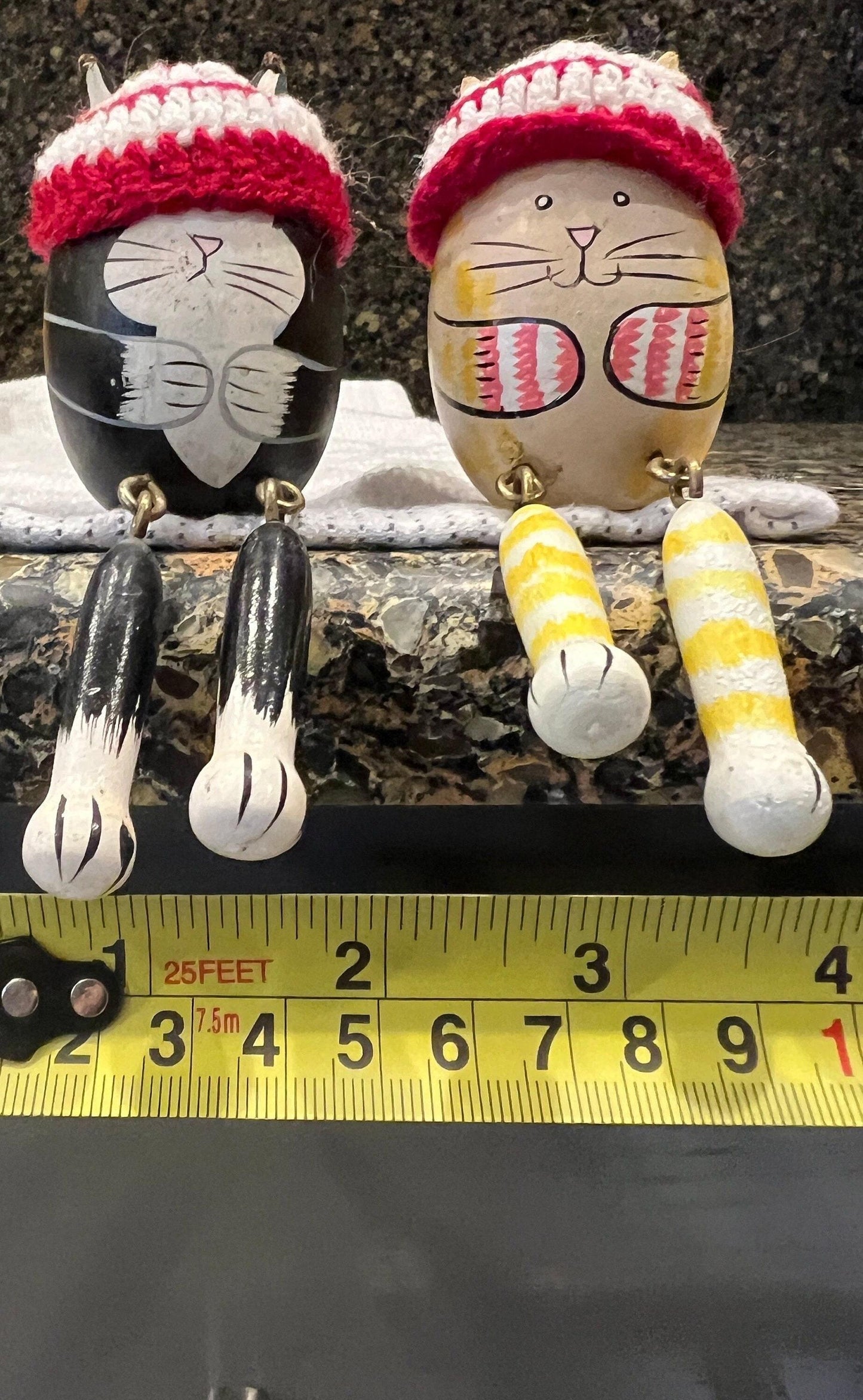 Wooden Cat Eggs Figurines: Cute Pair for Shelf or Ledge Decor