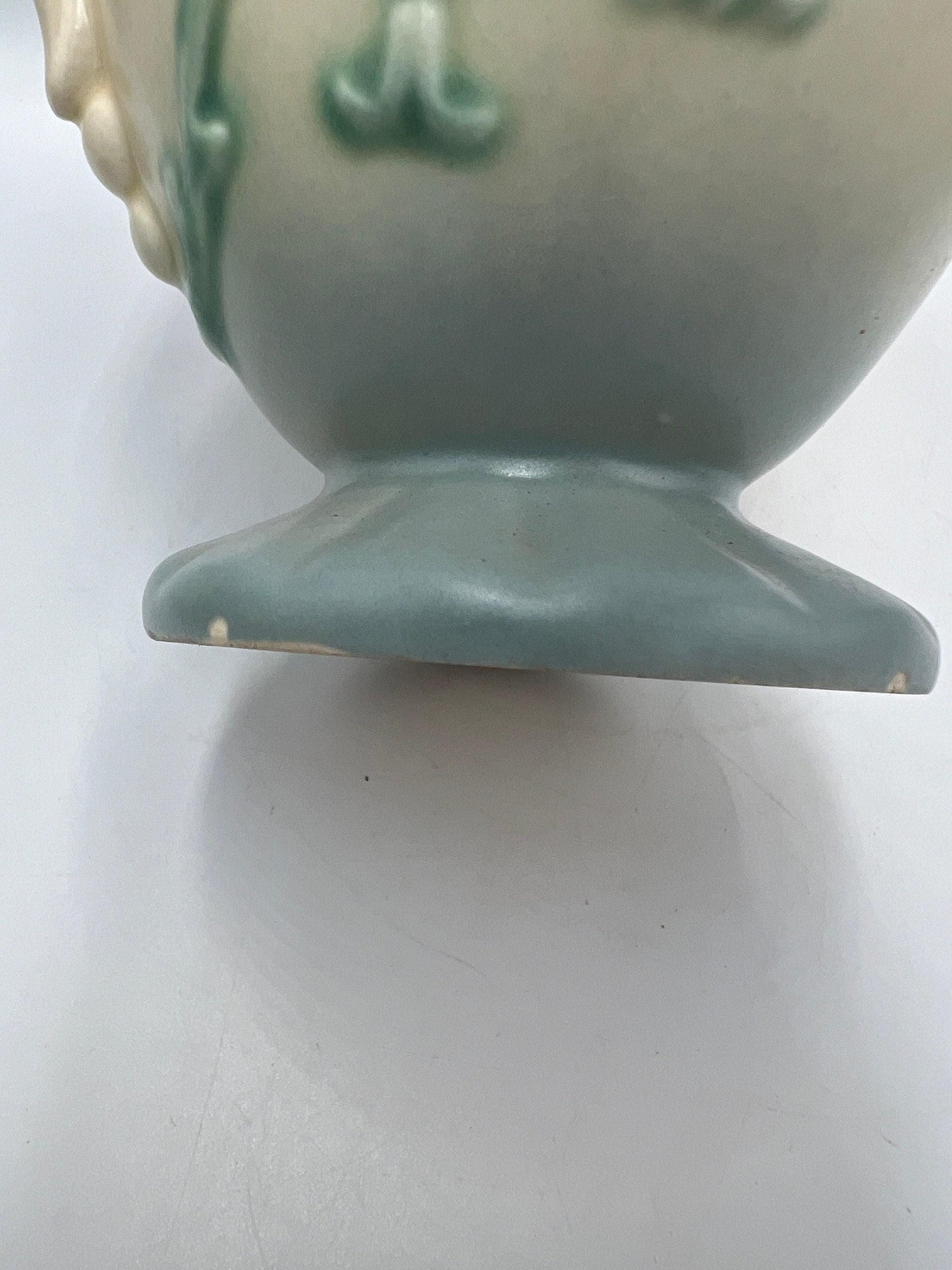 Hull Wildflower Vase: Vintage 1940s Double Handled Floral Pottery