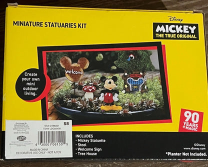 DISNEY Mickey Mouse Statuaries Kit New in Box