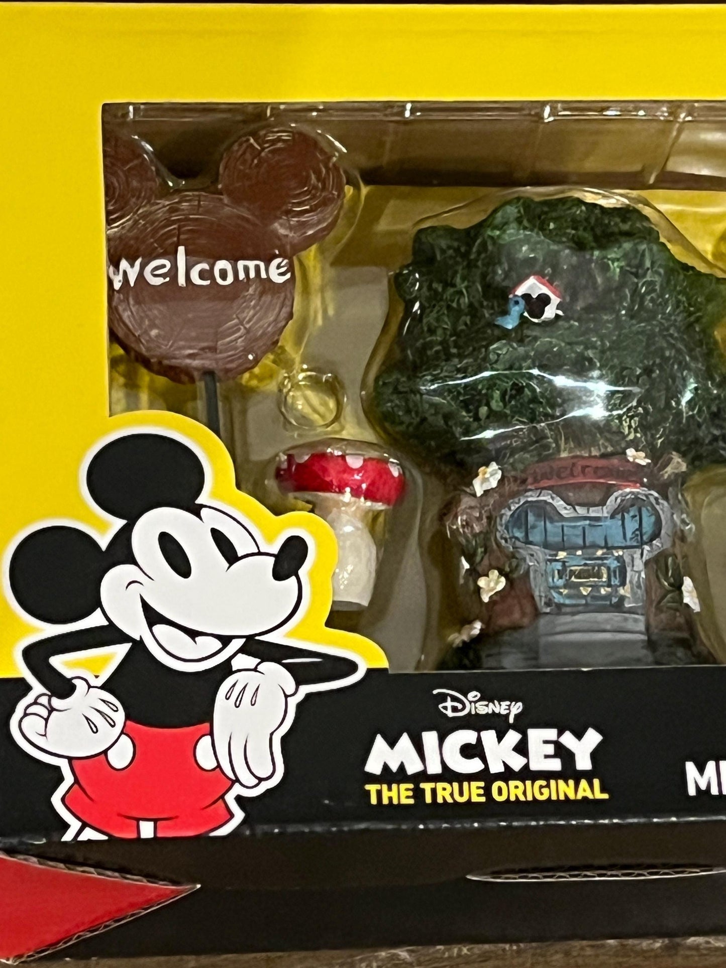 DISNEY Mickey Mouse Statuaries Kit New in Box
