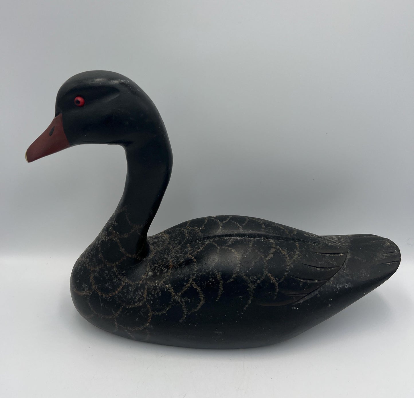 Vintage Black Swan Figurine, Hand-Carved Wood (Glossy Finish)