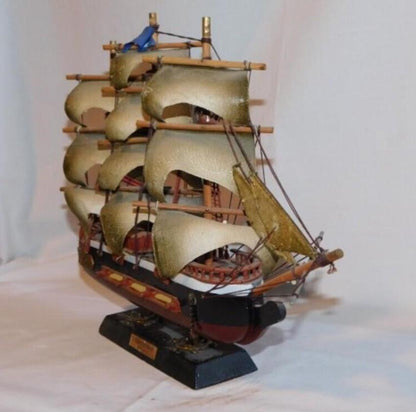 USS Constitution Ship Model: Maritime Decor (Wooden, Black Hull, 1814)