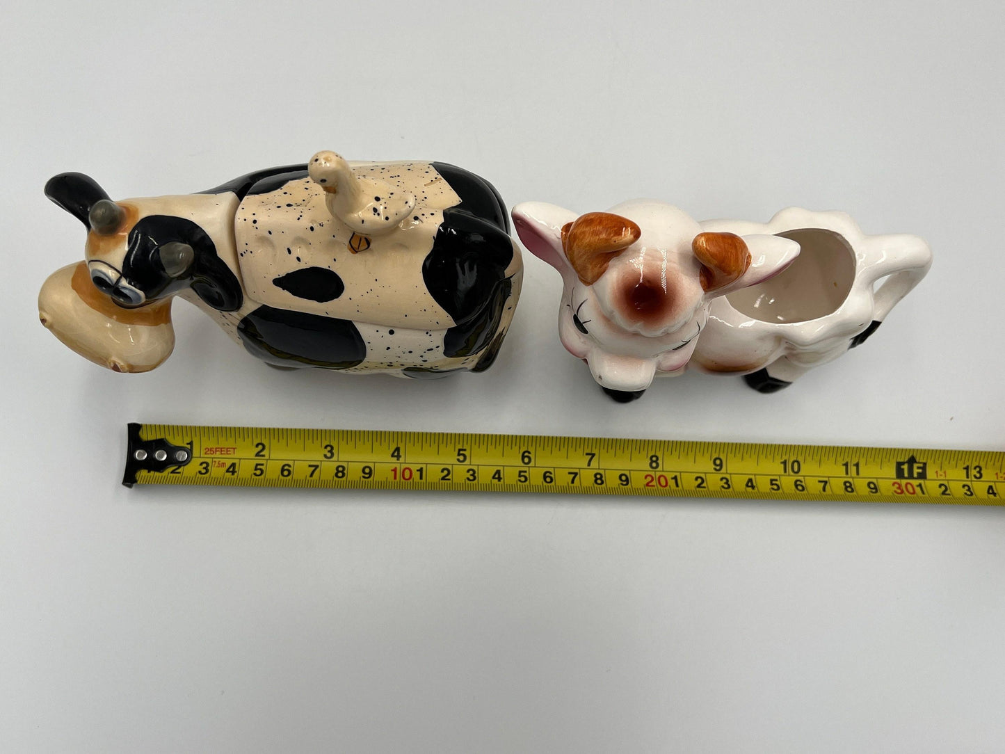 Playful Cow Creamer and Sugar Set: Cartoon Farm Animal Design