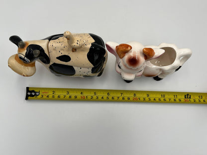 Playful Cow Creamer and Sugar Set: Cartoon Farm Animal Design