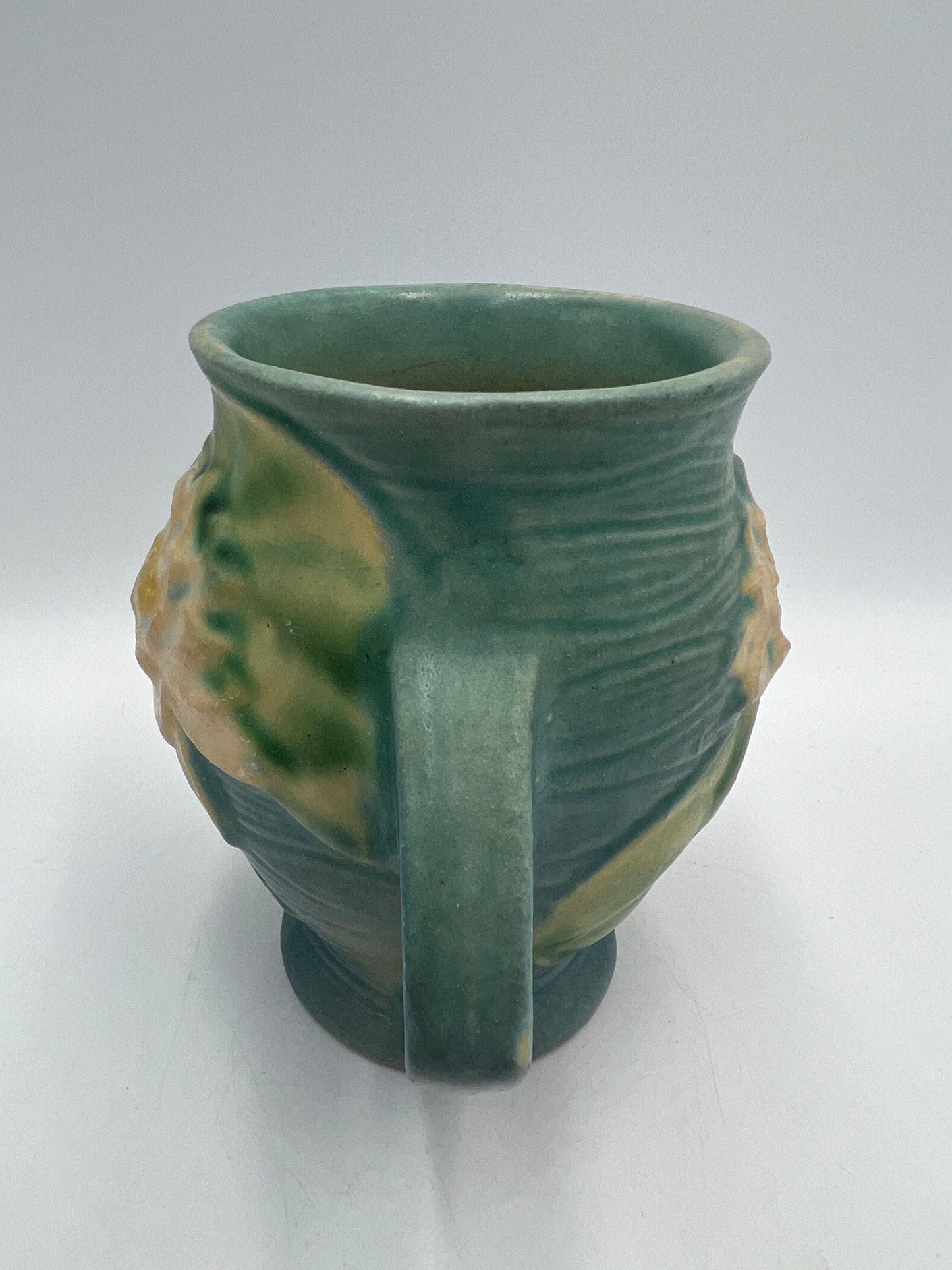 Roseville Pottery Vase: Turquoise Water Lily, 4 Inch