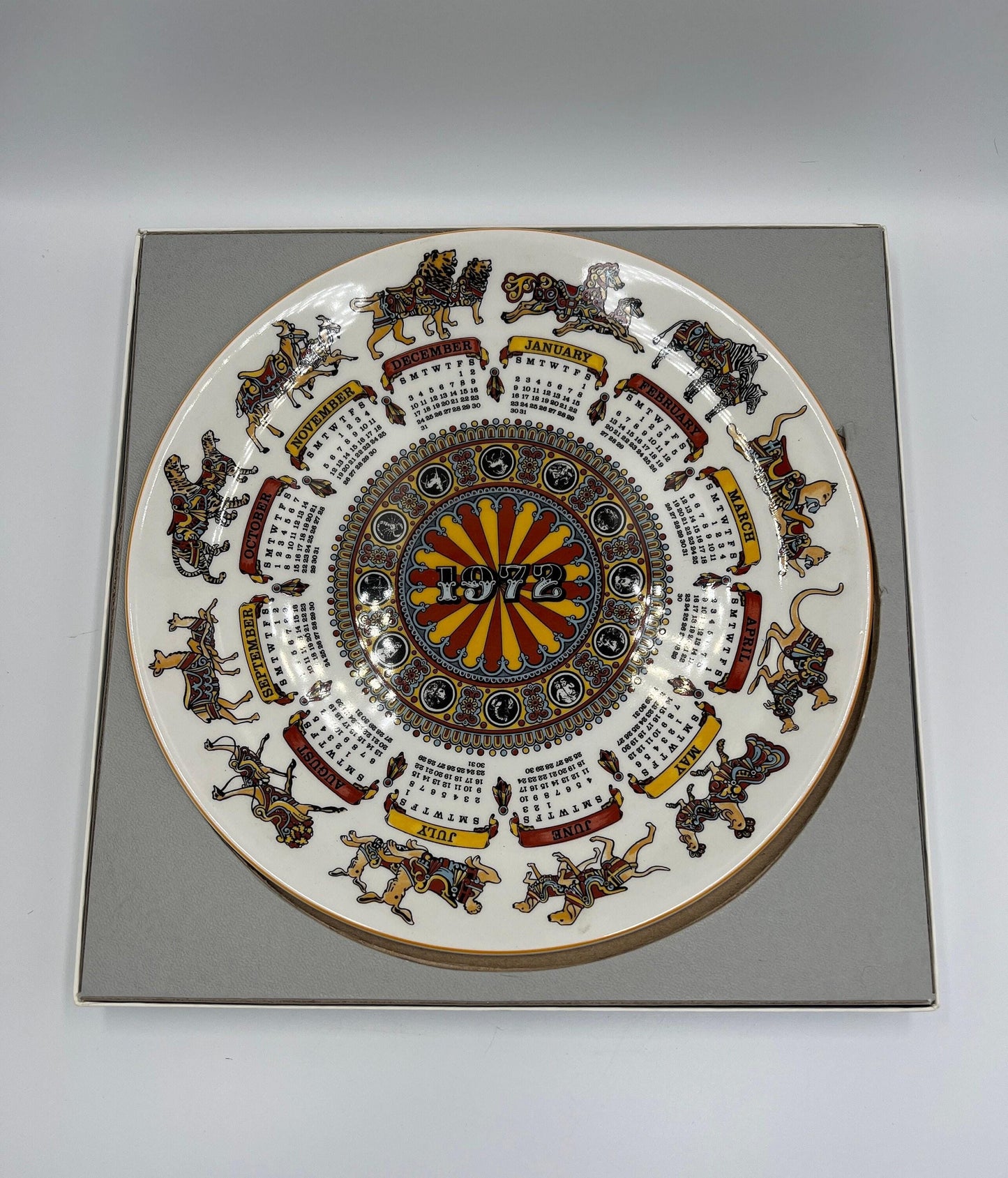 Wedgwood Calendar Plate: 1975 Children's Games, Porcelain Collectible