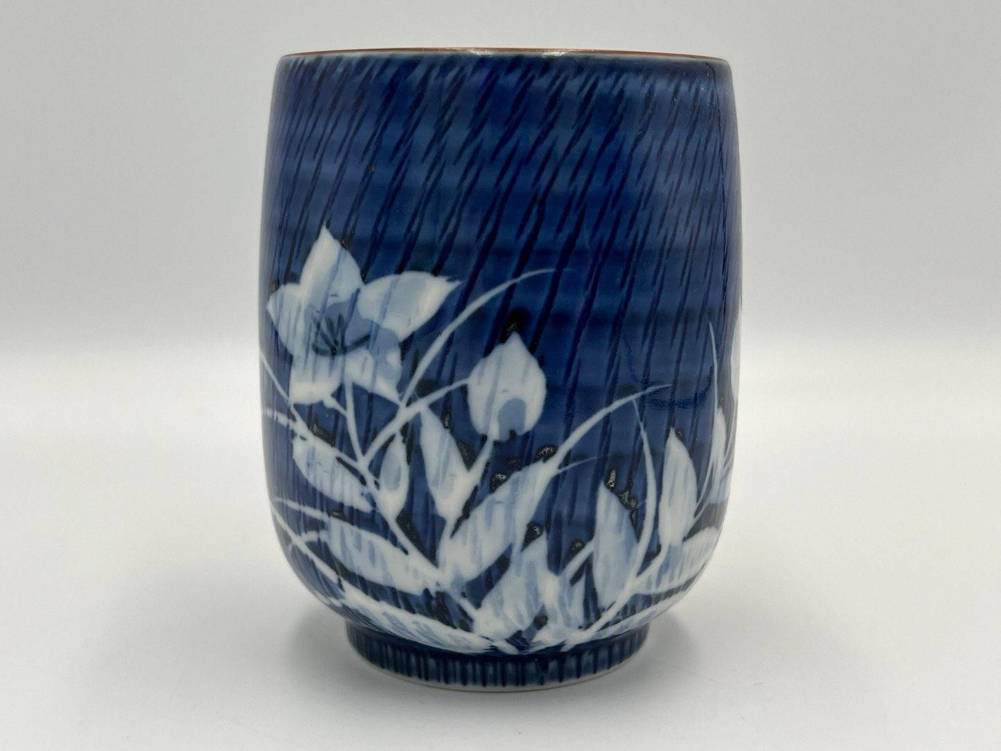 Japanese Vintage Teacup: Delicate Ceramic, Retro Style