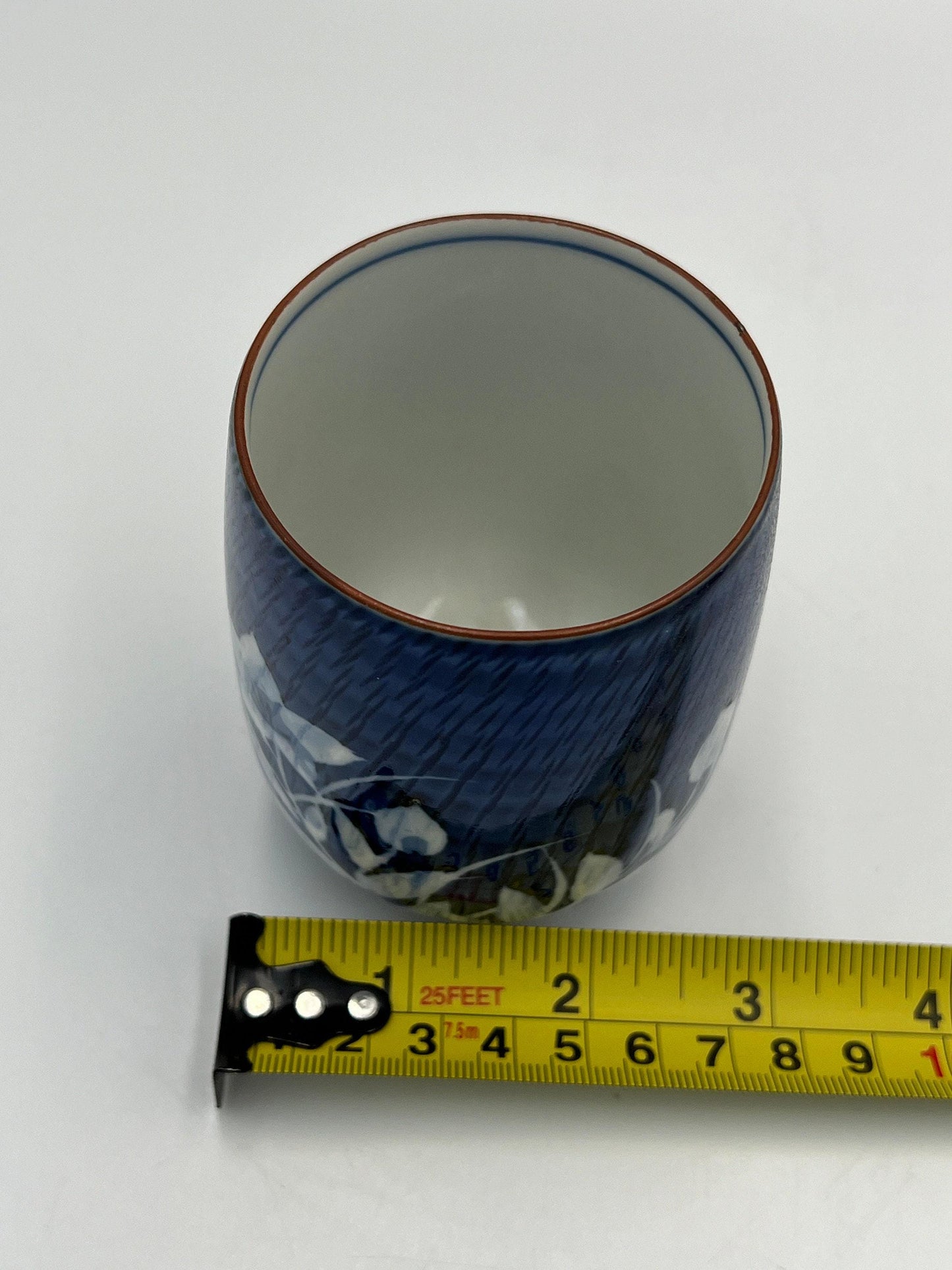 Japanese Vintage Teacup: Delicate Ceramic, Retro Style