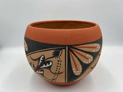 Vintage Native American Pottery Pot - Jemez Pueblo Signed Art