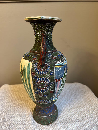 Japanese Satsuma Moriage Vase -  3 Men / Elders
