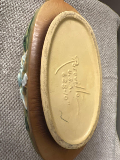 Roseville Pottery Gardinia Handled Center Bowl 628-10