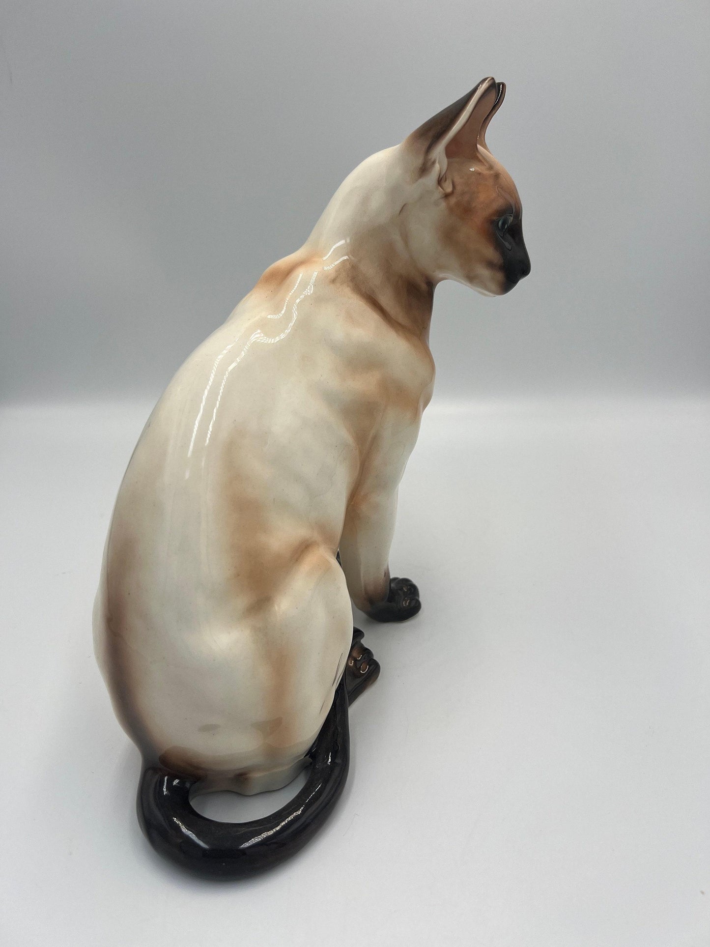 Siamese Cat Statue: Vintage Chocolate Point, Hand Painted