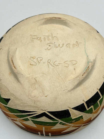 Native American South Dakota Sioux Pottery Bowl / Vase / Covered Dish SP-RC-SD