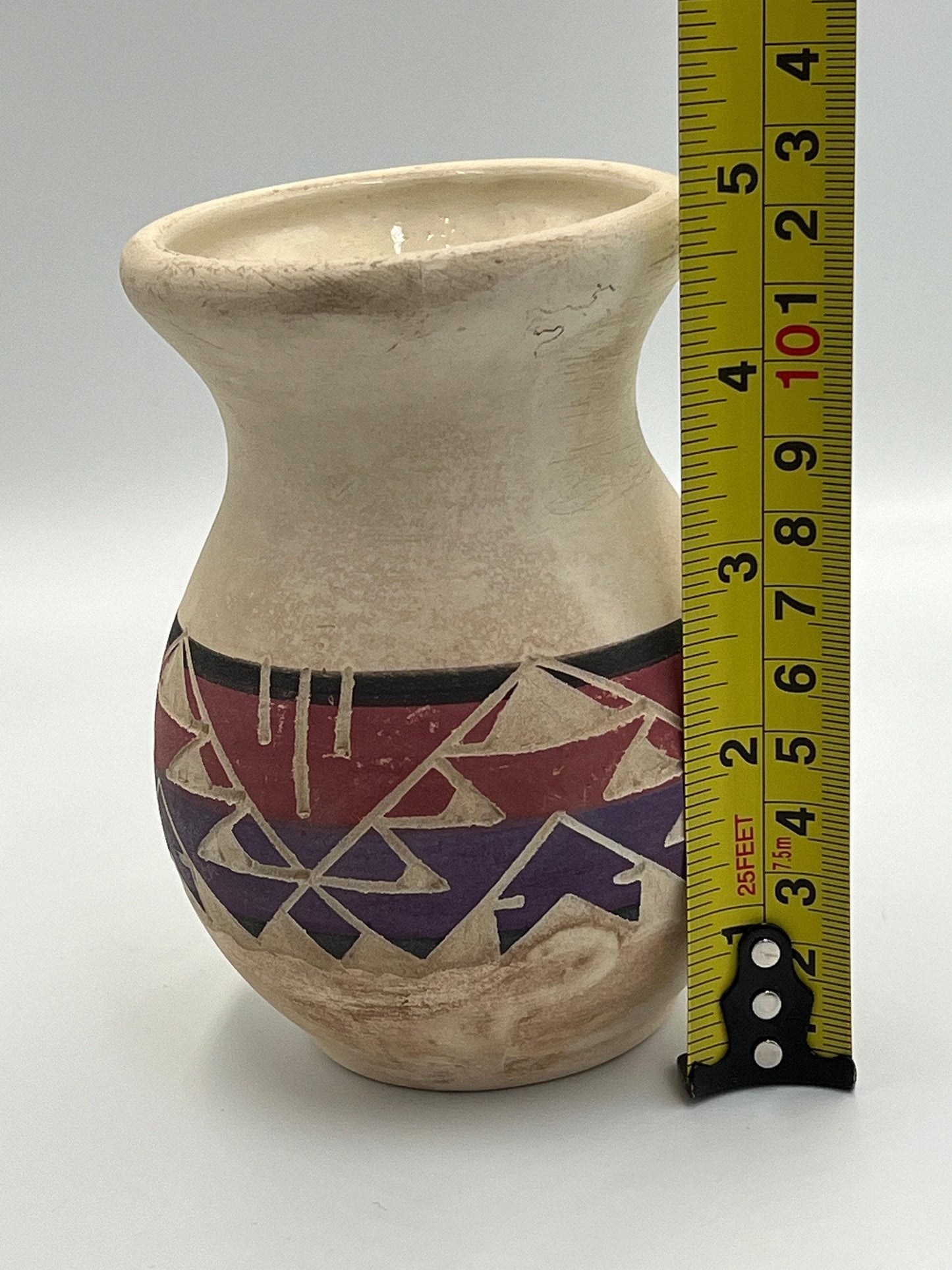 Native American South Dakota Sioux Pottery Bowl / Vase / Covered Dish SP-RC-SD