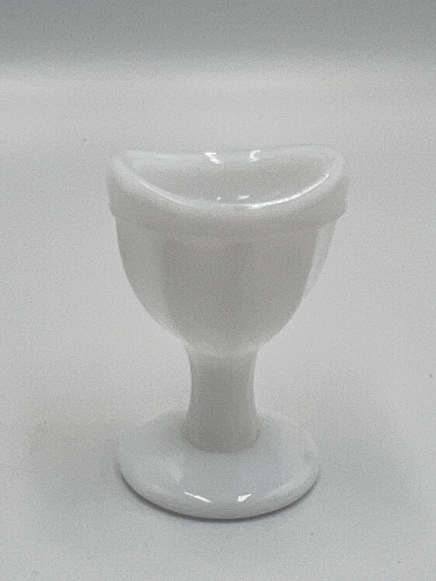 Milk Glass Eyewash Cup: Vintage White Collectible (8-Panel Octagon Stem)