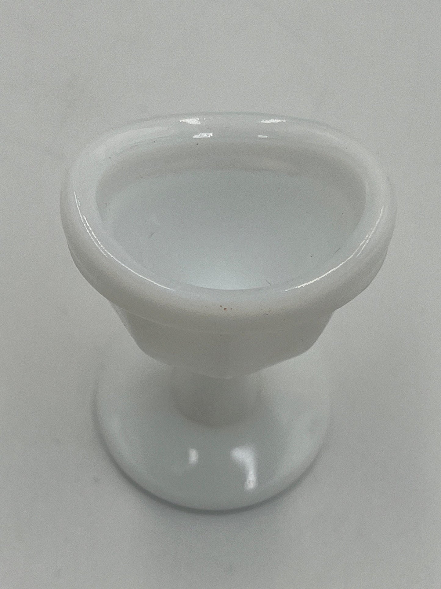 Milk Glass Eyewash Cup: Vintage White Collectible (8-Panel Octagon Stem)