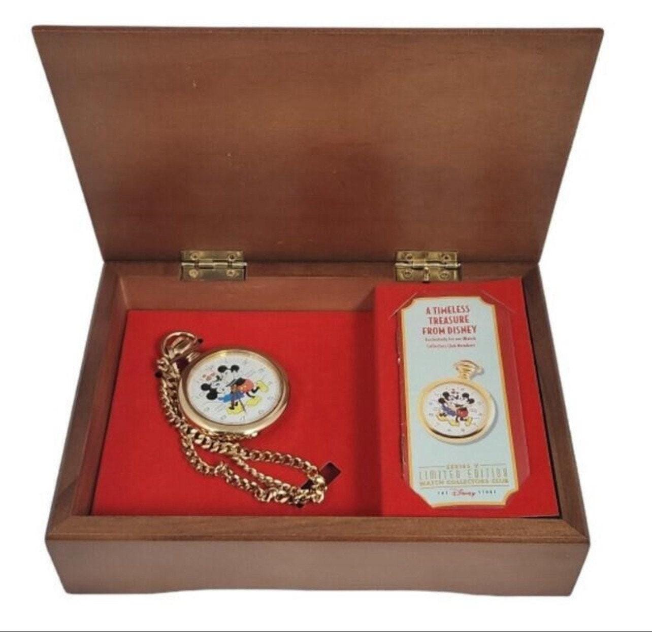 Watch Collectors Club Series V Couples Music Box Mickey and Minnie Limited Ed