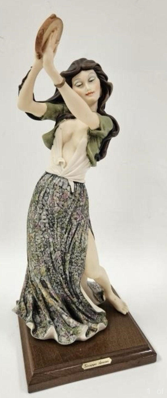Giuseppe Armani La Gitana Gypsy Dancer (Porcelain, 13 Inches)