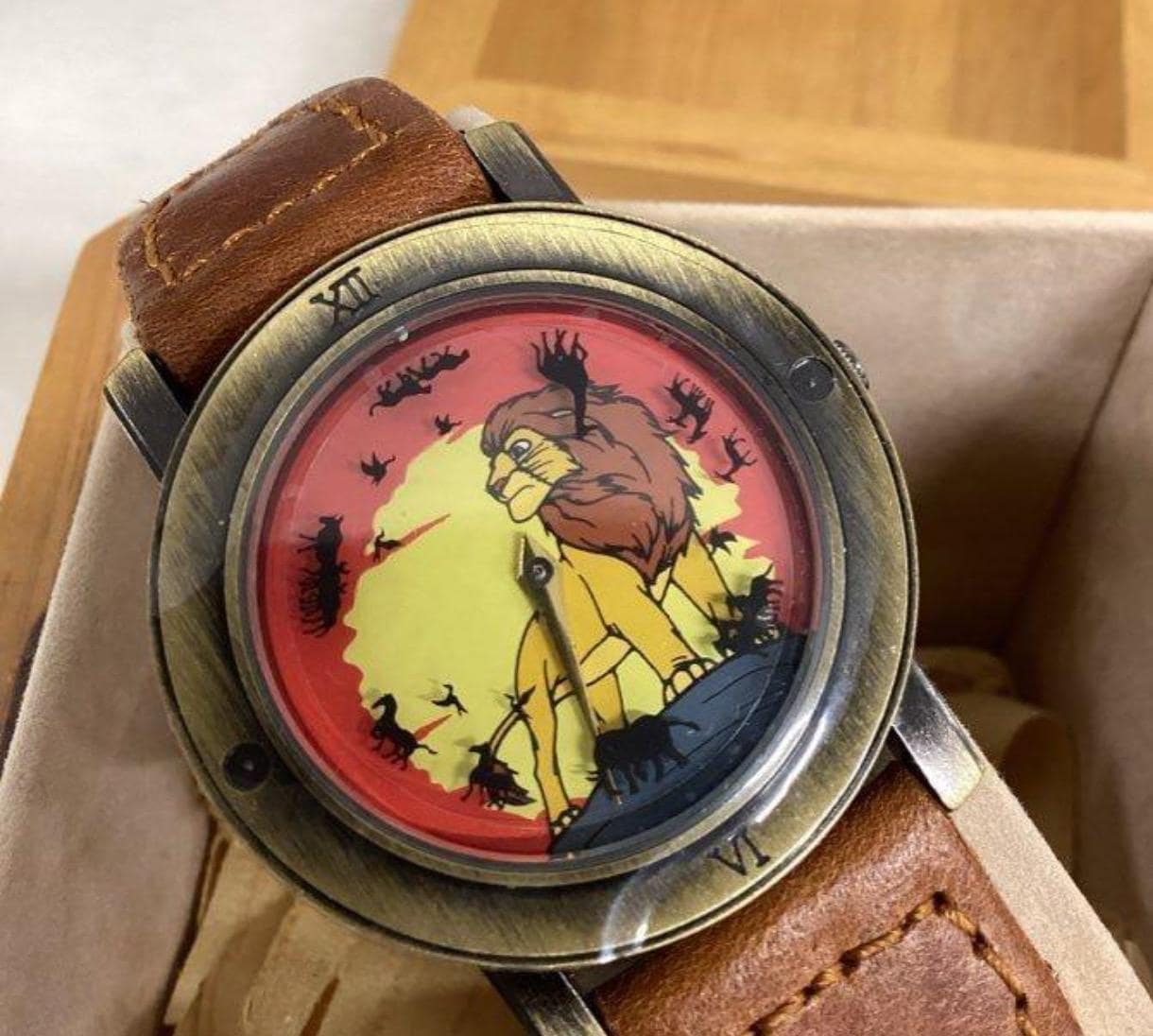 Lion King Collectible Watch: Disney Gold Tone   Your choice of Pocketwatch or Wristwatch