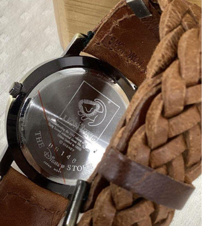 Lion King Collectible Watch: Disney Gold Tone   Your choice of Pocketwatch or Wristwatch