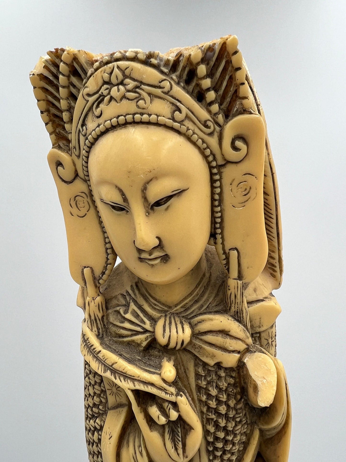 Guanyin Resin Statue: Japanese Style - Pierced Zitan Wood Base
