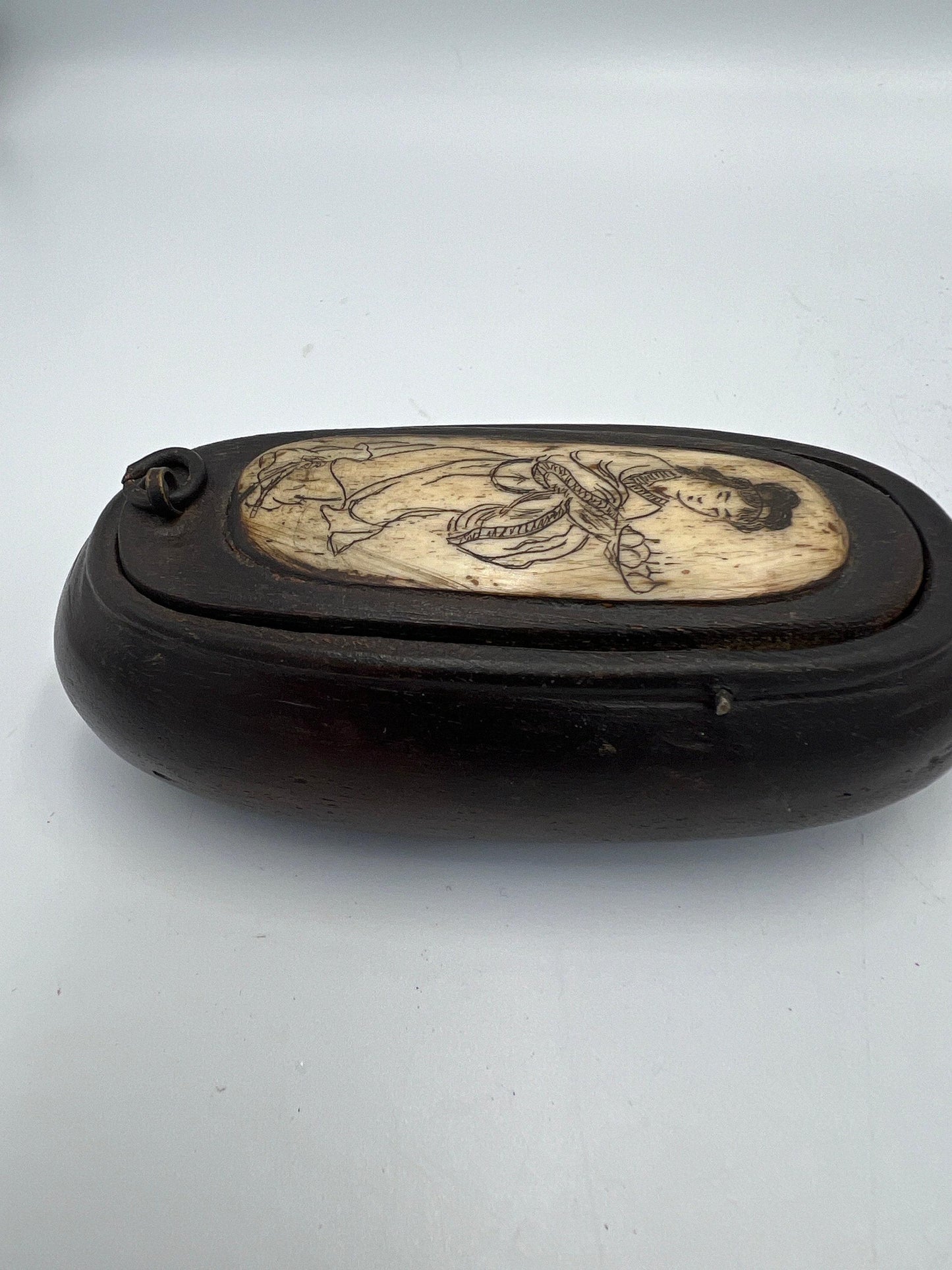 Carved Asian Jewelry Box: Vintage Wood and Scrimshaw (4 inch)