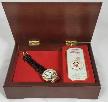 Watch Collectors Club Series V Couples Music Box Snow White and the Seven Dwarfs Limited Ed