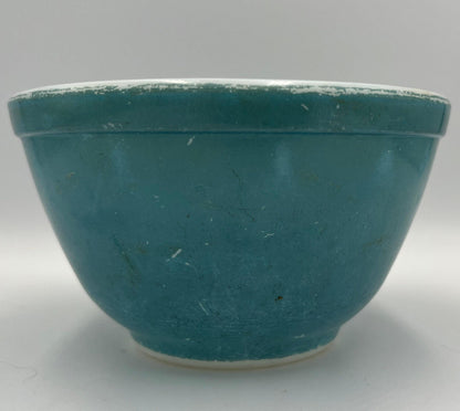 Pyrex Mixing Bowl: Robins Egg Blue Glass (1.5 Pint, Mid Century)