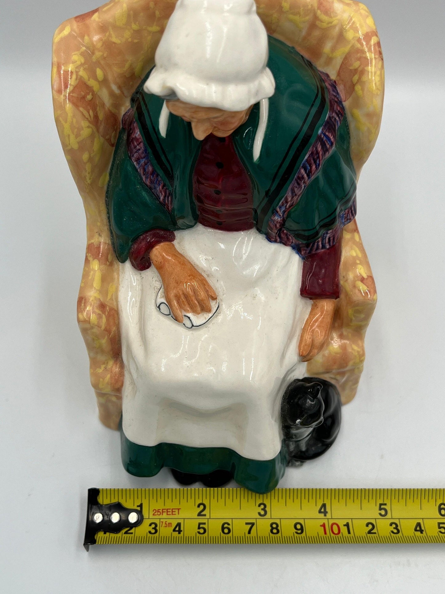 Vintage Royal Doulton & Co HN 1974 "Forty Winks" Figurine