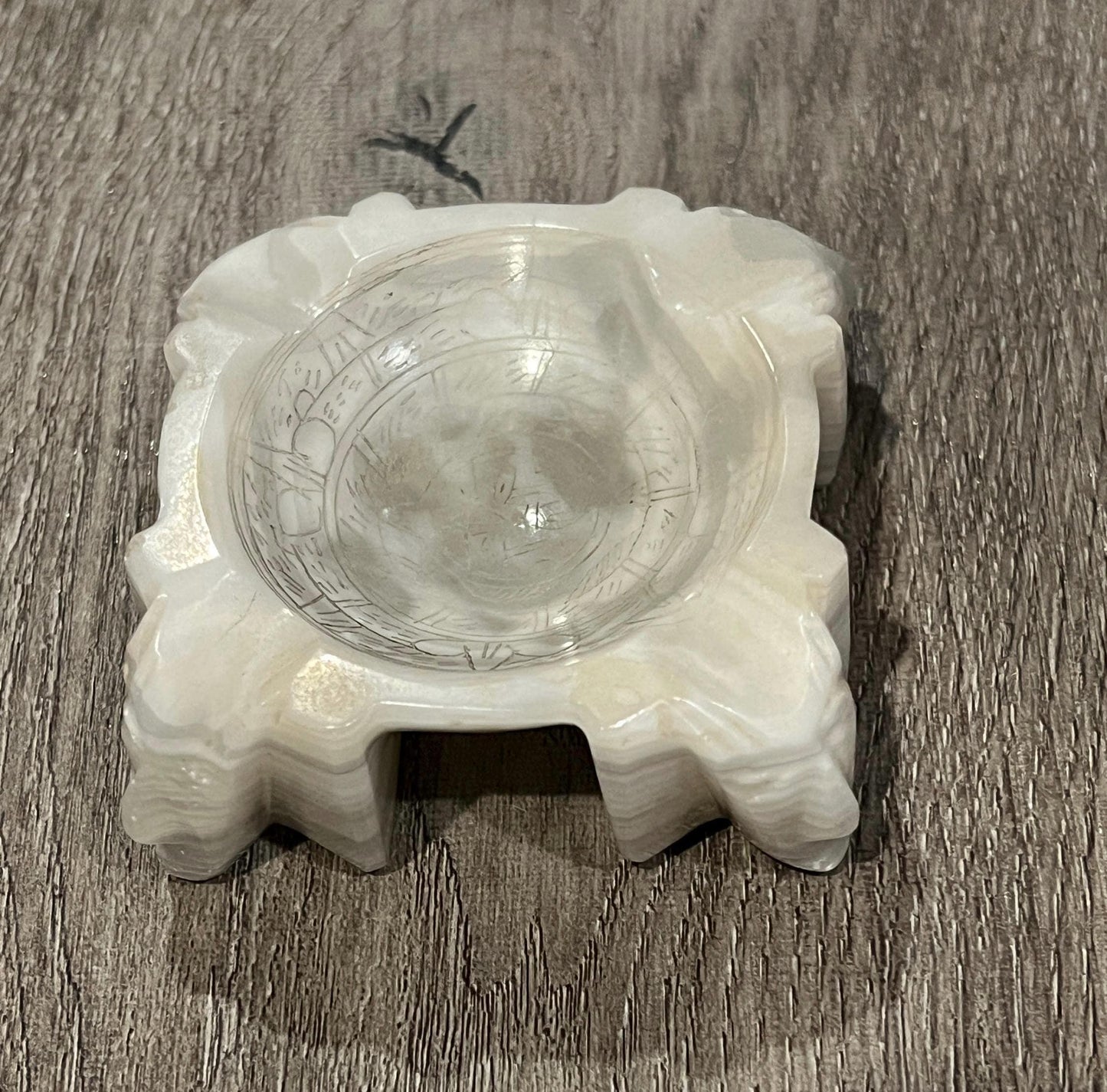 Vintage Carved Mexican Aztec Engraved Ashtray Marble Onyx Alabaster