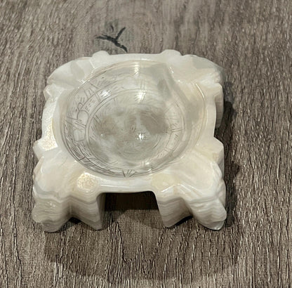 Vintage Carved Mexican Aztec Engraved Ashtray Marble Onyx Alabaster