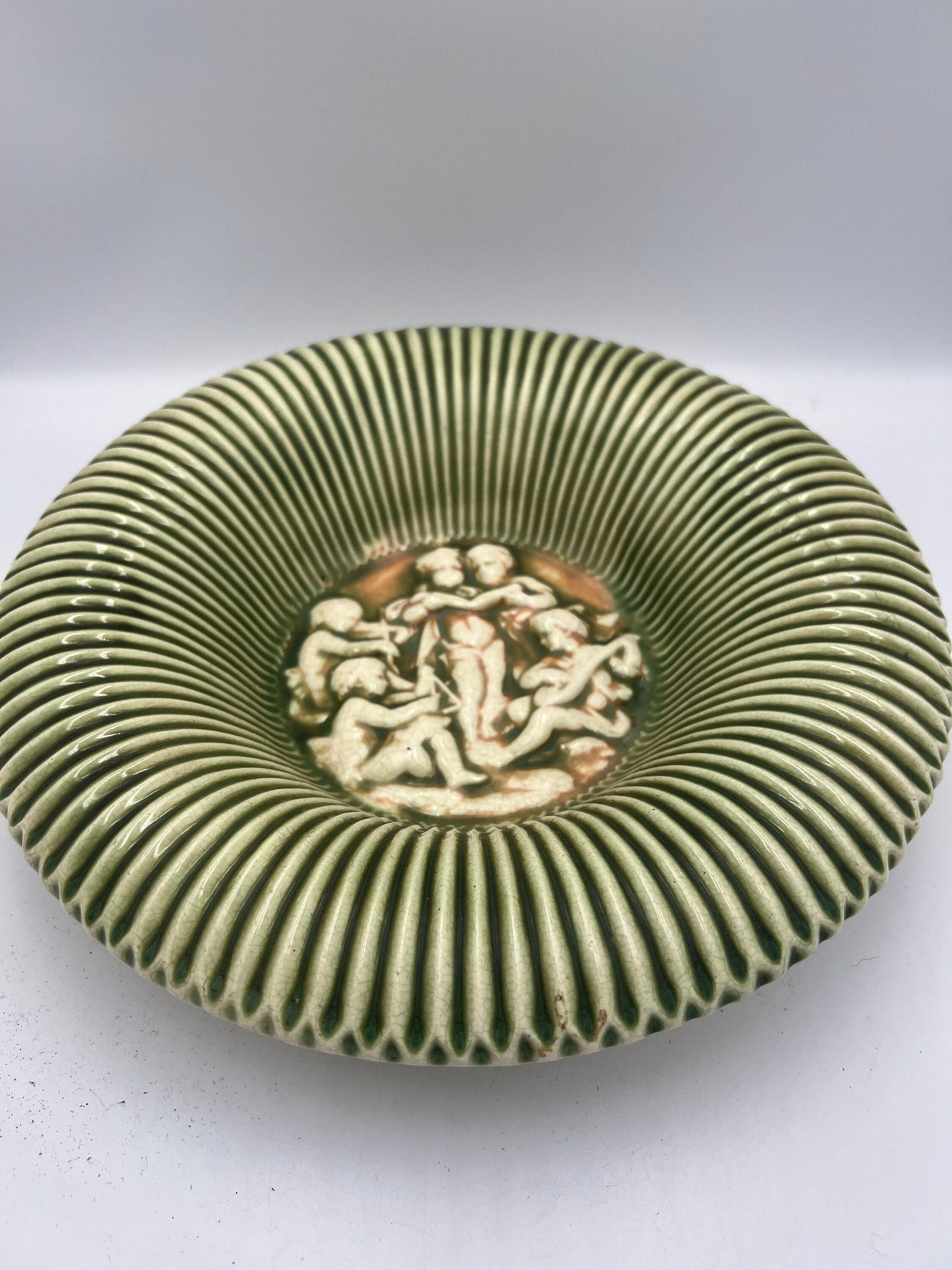 Roseville Donatello Antique Pottery Bowl: 1916 Rolled Edge Ceramic Plate