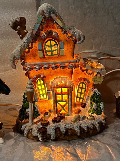 Christmas Village - Ready to go - 7 Pieces - 5 Lighted Houses - 2 Partylite Candle / Votive Holders