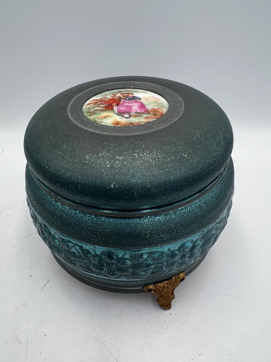 Vintage Powder Puff Music Box - Vintage Trinket Jewelry Box