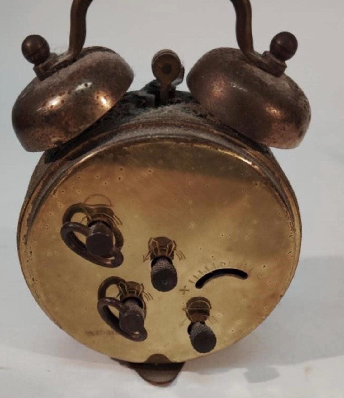 German Alarm Clocks from 1960s/70s: Linden, Lendan, Wedgefield and Kandel Brands. Your choice!