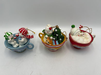 Thomas Kinkade Ornaments "Sweet Teas" Sets Snowmen in Teacups