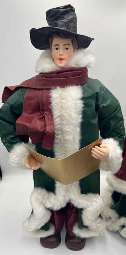 Clothtique Possible Dreams Lot of 4 Christmas Carolers