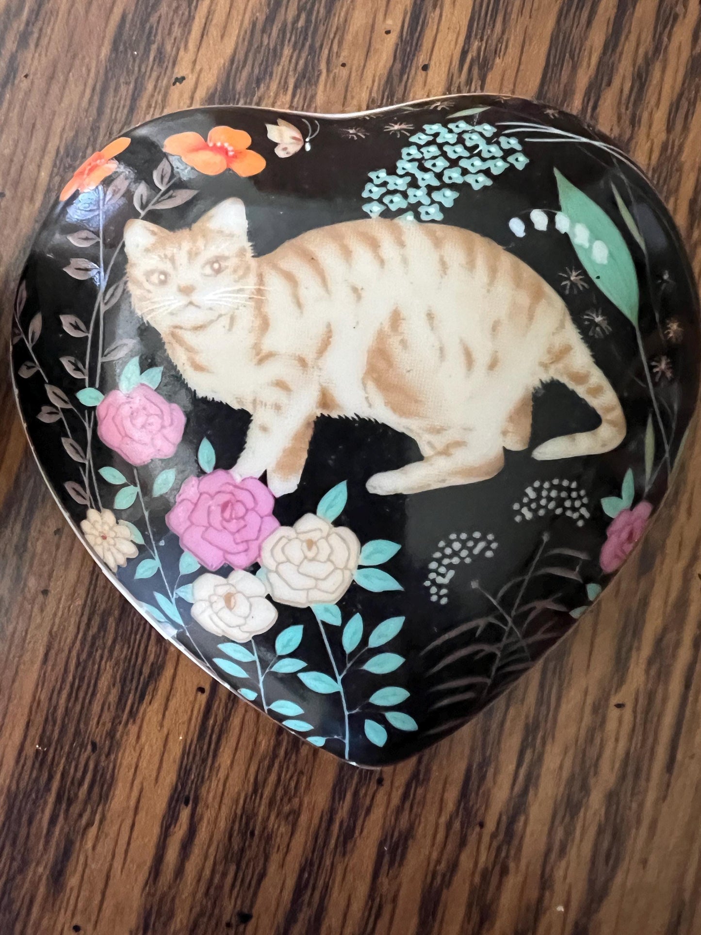 Vtg. Retro Ceramic Cat Trinket Heart Shaped Jewellery Box Tabby Cat Made In Japan 1970's-1980's