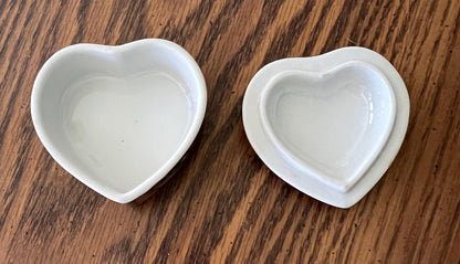 Vtg. Retro Ceramic Cat Trinket Heart Shaped Jewellery Box Tabby Cat Made In Japan 1970's-1980's